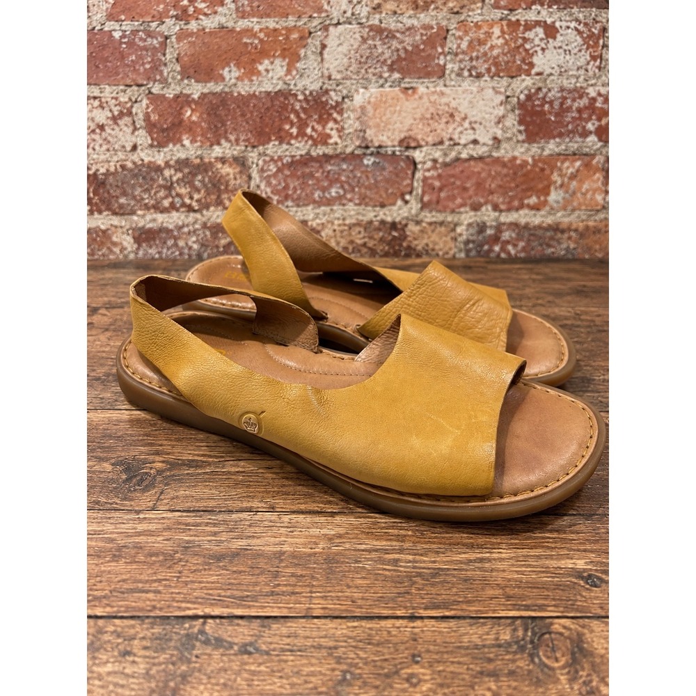 Born Inlet Sandal Yellow Leather Slingback Sandal 8M Flat Comfort Boho Lagenlook